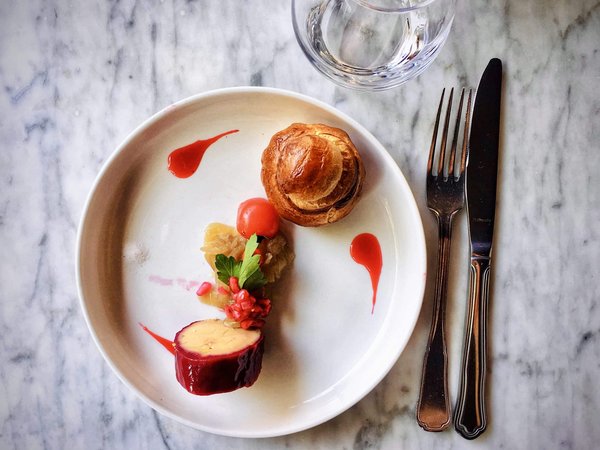 How to Cook the Ultimate Veal Osso Buco with a Zesty Gremolata?